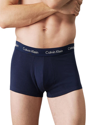 Calvin Klein short 3 pack cotton stretch low rise trunks black / cobalt water / blue shadow heren 0000U2664G-4KU Calvin Klein boxer 3 pack cotton stretch low rise trunks black / cobalt water / blue shadow hommes