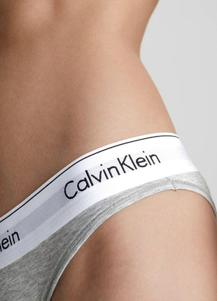 Calvin Klein slip icon cotton modal bikini briefs grey heather dames 0000F3787E-020 Calvin Klein slip icon cotton modal bikini briefs grey heather femmes