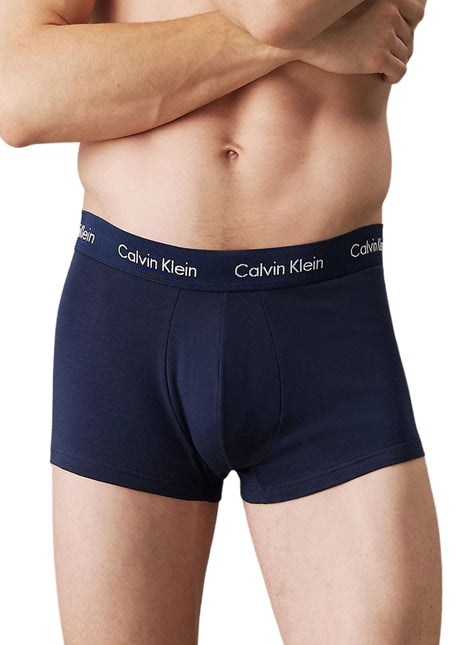 Calvin Klein short 3 pack cotton stretch low rise trunks black / cobalt water / blue shadow heren 0000U2664G-4KU Calvin Klein boxer 3 pack cotton stretch low rise trunks black / cobalt water / blue shadow hommes
