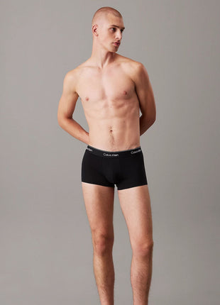 Calvin Klein short 3 pack icon cotton stretch low rise trunks black heren LV00NB4389-TM6 Calvin Klein boxer lot de 3 icon cotton stretch low rise trunks black hommes