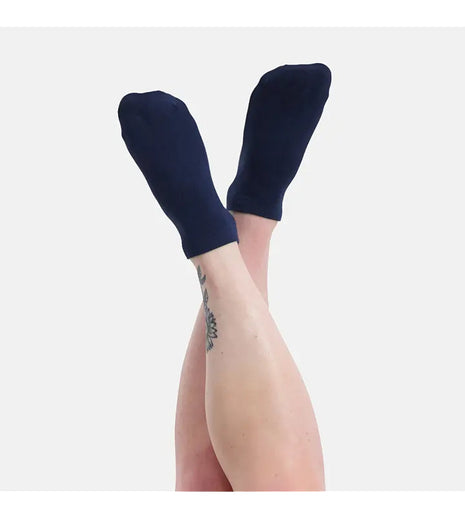 Drie paar navy enkelsokken van Bamboo Basics